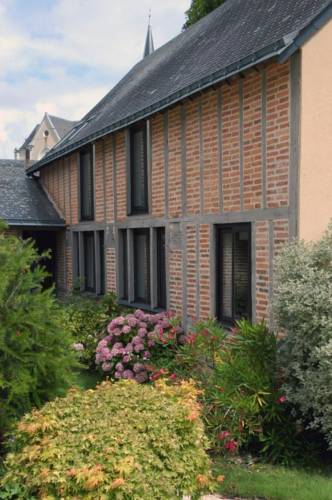 Gîte de l'Orangerie : Guest accommodation near La Chapelle-Hullin