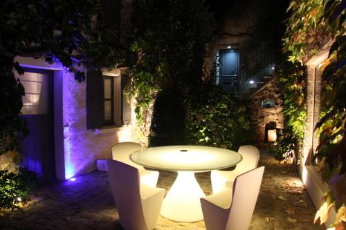 L'Hibernie : Bed and Breakfast near Saint-Prest