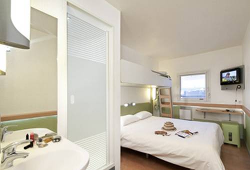 ibis budget La Roche Sur Yon : Hotel near La Merlatière