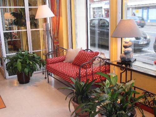 Le Crystal Hotel : Hotel near Le Mesge