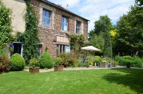 La Gentilhommière : Bed and Breakfast near Corps-Nuds