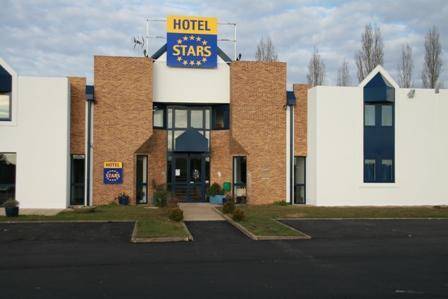 Stars Dreux : Hotel near Fontaine-les-Ribouts