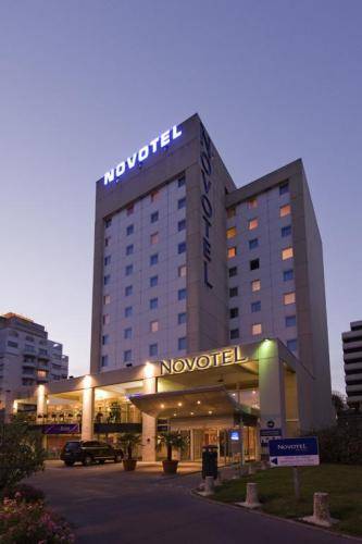 Novotel Bordeaux Centre Meriadeck : Hotel near Bordeaux