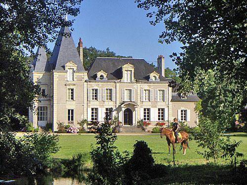 Château De La Coutancière : Guest accommodation near La Breille-les-Pins