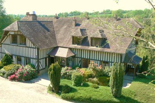 Domaine du Lac : Hotel near Bois-Arnault