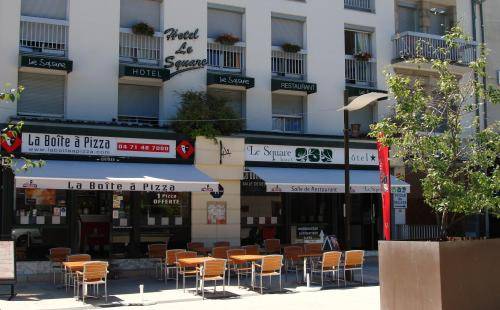 Hôtel Le Square : Hotel near Cantal