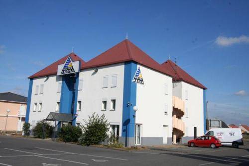 Akena Hotel Noyelles Godault : Hotel near Courcelles-lès-Lens