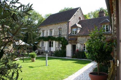 Le Moulin De Lonceux : Bed and Breakfast near Saint-Prest