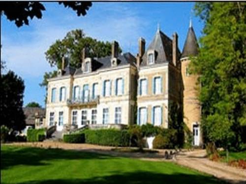 Chateau De La Vallee Bleue : Hotel near Mouhet