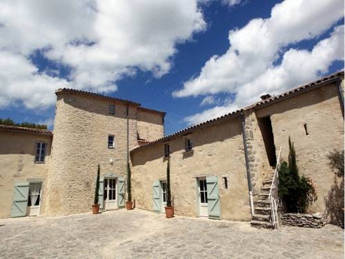 Mas De Baumes : Hotel near Saint-Laurent-le-Minier