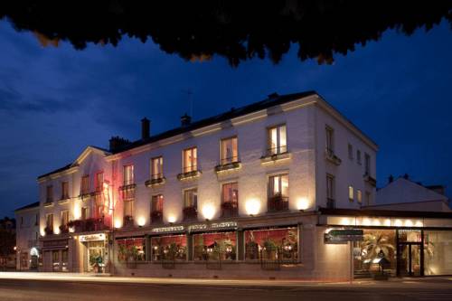 Hotel d'Angleterre : Hotel near Livry-Louvercy