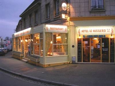 Hôtel Le Hussard : Hotel near Neufchâtel-en-Saosnois