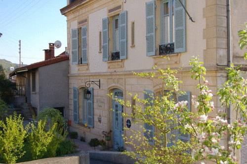 Le Clocher : Hotel near Thoirette