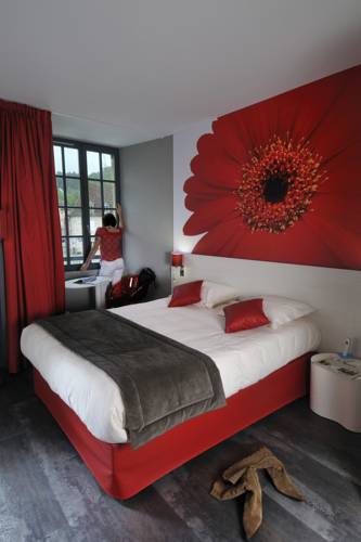 Le Grand Hôtel Le Turenne : Hotel near Cahus