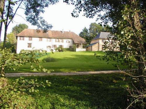 Auberge Les Forges De La Massotte : Hotel near Groslée