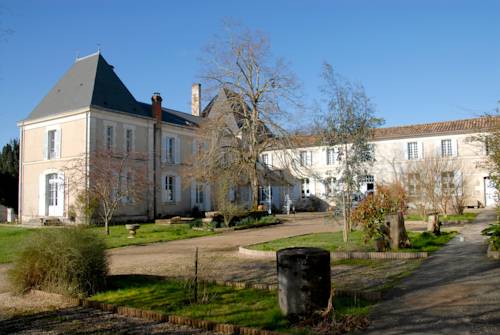 MONTGUYON Map of Montguyon 17270 France