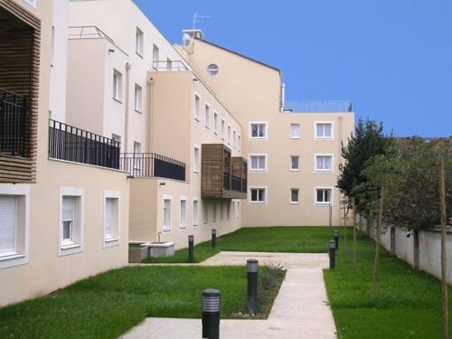 Séjours & Affaires Créteil Le Magistere : Residence near Saint-Maur-des-Fossés