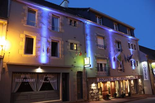 Auberge Du Cheval Blanc : Hotel near Plouray