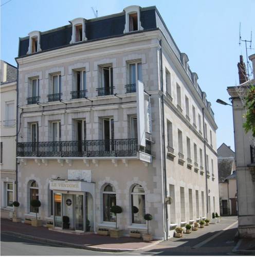 Hôtel Le Vendôme : Hotel near Azé