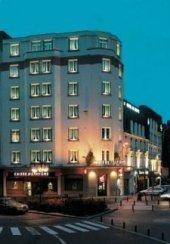 Astrid : Hotel near Notre-Dame-de-Bondeville