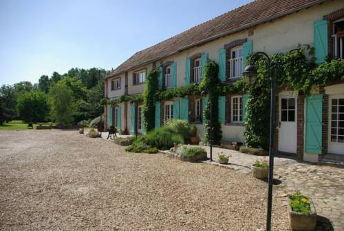 Les Chandelles Bed & Breakfast : Bed and Breakfast near Fontaine-les-Ribouts