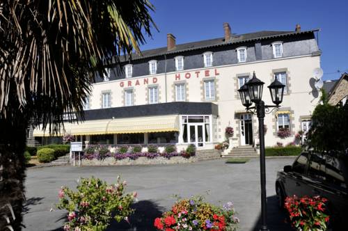 Logis Au Grand Hotel : Hotel near Mayenne