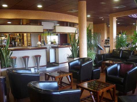 Brit Hotel Akwaba : Hotel near Liré