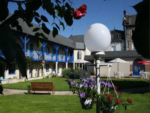 Capricorne : Hotel near Azé