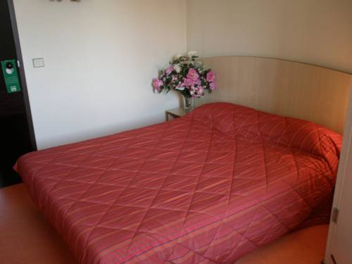 Première Classe Lyon Genay-Massieux : Hotel near Saint-Germain-au-Mont-d'Or