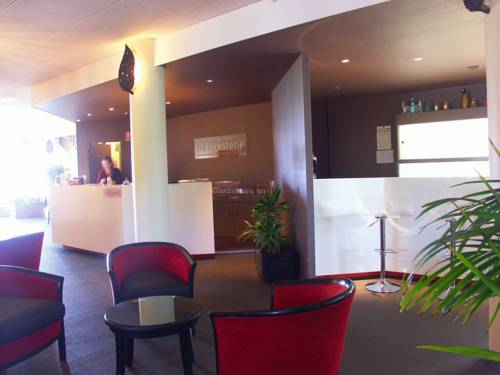 Best Western La Foresterie : Hotel near Saint-Saturnin