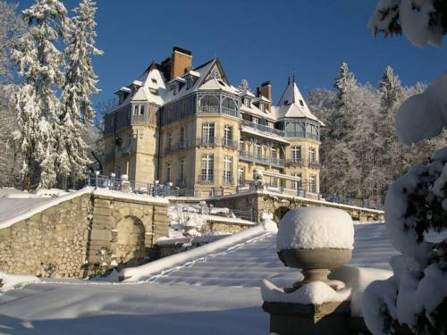 Domaine des Avenières : Hotel near Saint-Julien-en-Genevois