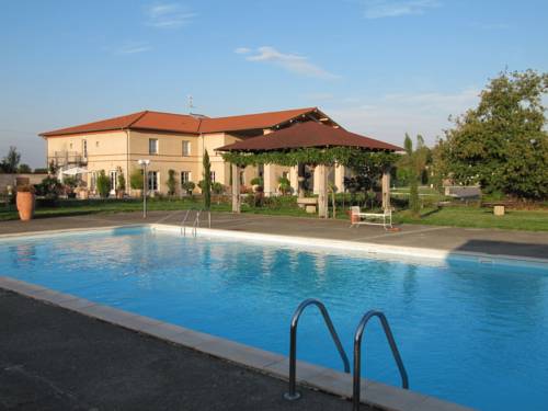 Best Western Plus Le Canard Sur Le Toit : Hotel near Bellegarde-Sainte-Marie