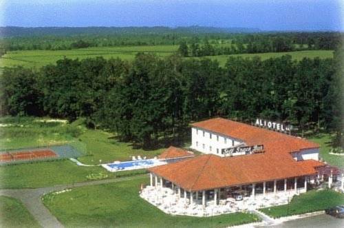 Aliotel : Hotel near Garlin