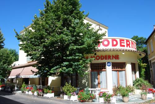 Hôtel Restaurant Le Moderne : Hotel near Tournemire