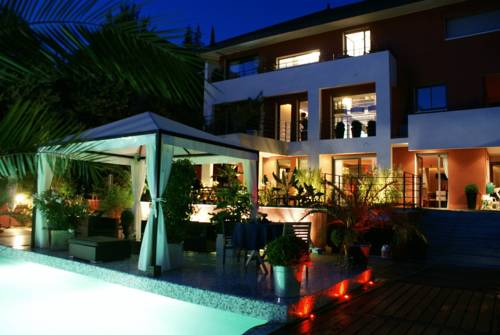 Les Suites du Lac : Bed and Breakfast near Épersy