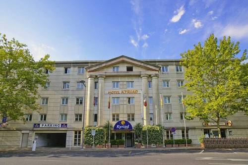 Kyriad Hotel Montpellier Centre Antigone : Hotel near Montpellier