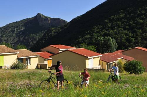Residhotel Le Vallon Des Sources : Guest accommodation near La Robine-sur-Galabre