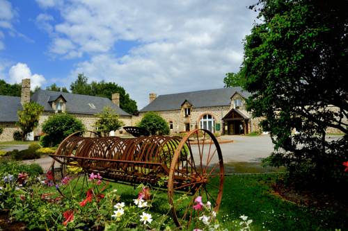 Au Relais Du Gué De Selle : Hotel near Voutré