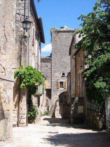 Chambres D'hôtes Ferrari Larzac Aveyron : Bed and Breakfast near Tournemire