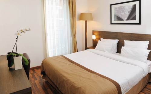 Residhome Asnieres : Guest accommodation near Clichy
