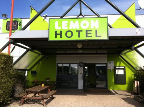 Lemon Hotel Dreux Chartres : Hotel near Fontaine-les-Ribouts