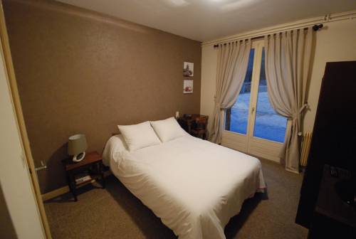 Auberge Bon Accueil : Hotel near Thoirette