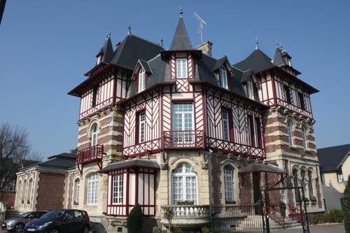 Logis Le Saint Eloi : Hotel near Contescourt