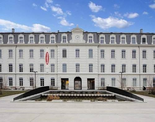 Residhome Grenoble Caserne De Bonne : Guest accommodation near Grenoble
