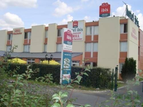 Hôtel ibis Laon : Hotel near Contescourt