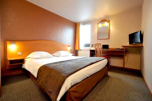 Hôtel Balladins Valenciennes Aéroport : Hotel near Bellaing
