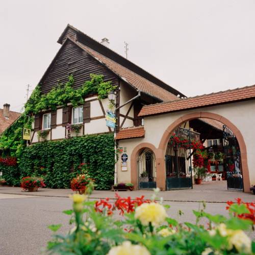 Les Hirondelles : Hotel near Guémar