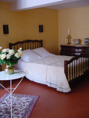 Gîte Rural Saint Nicolas : Bed and Breakfast near Courtaoult