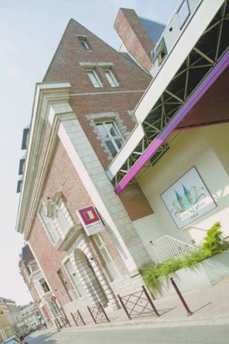 Hôtel des Tours : Hotel near Roncq