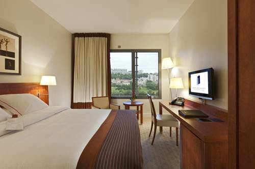 Hôtel de la Cité – Concorde Lyon : Hotel near Villeurbanne